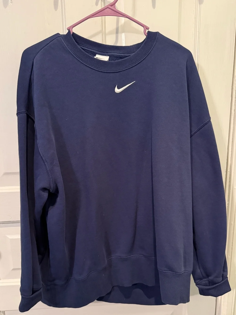 Nike Navy Blue Men's Crewneck Sweatshirt with White Swoosh